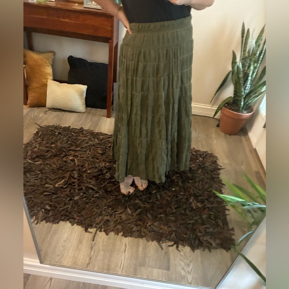 Max Studio Olive Green Tiered Maxi Skirt - Picture 5 of 6